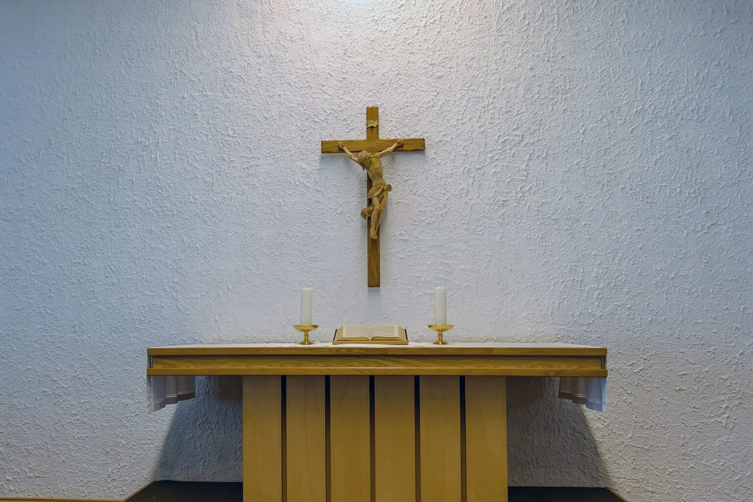 Altar der Evangelisch Lutherischen Immanuel-Gemeinde Steeden